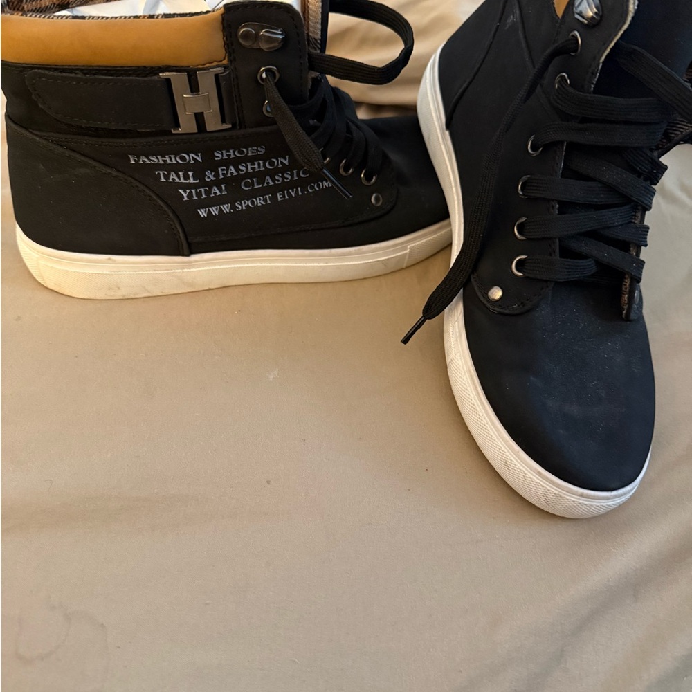 Black High-Top Men's Shoes